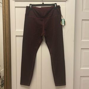 NWT DIP Womens Athletic Leggings, Large